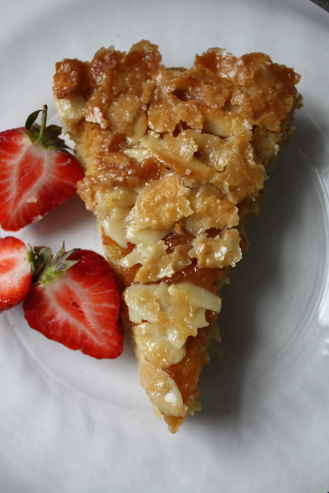 What I Baked This Weekend: Mjuk toscakaka or Amazing Swedish Cake